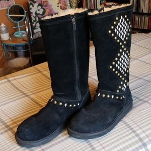 ❤️RARE❤️Collectors Edition. ,Studed Black Suade